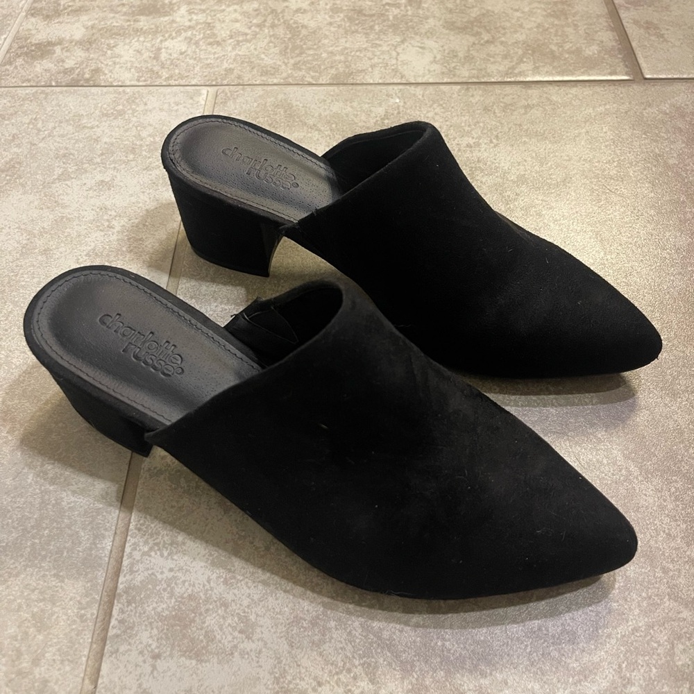 Black heeled mules